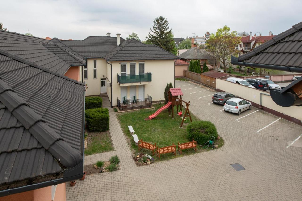 Gréta Apartman Hajdúszoboszló Extérieur photo
